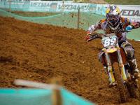 田径赛场焦点！瑞士队对阵葡萄牙队，压哨绝杀，引爆全场观众欢呼