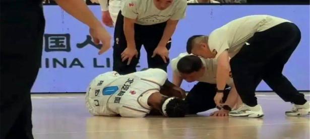 篮球比赛风波升级，争议事件频发的简单介绍